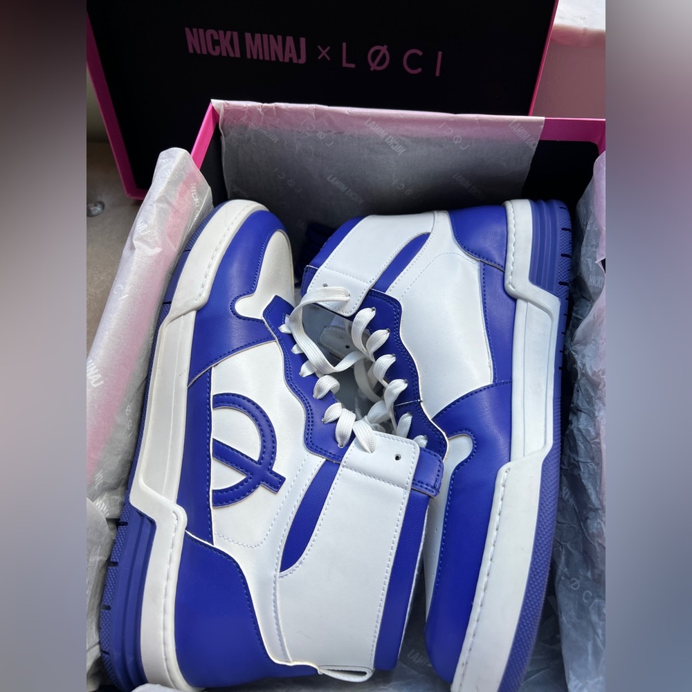 LØCI ATOM HI x NICKI MINAJ {Preloved} - Picture 2 of 6